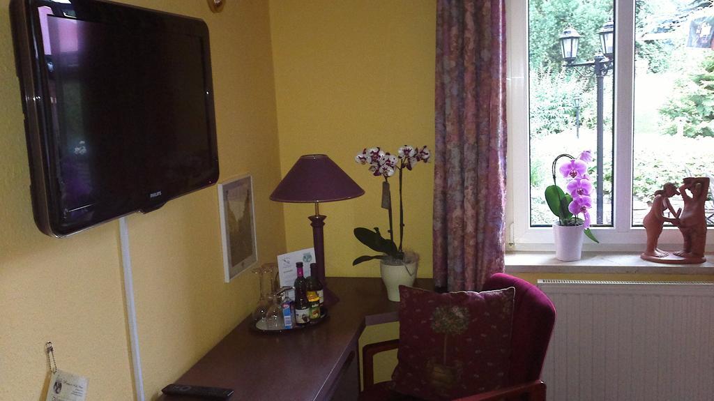 Hotel Vinum Niederwurschnitz Номер фото
